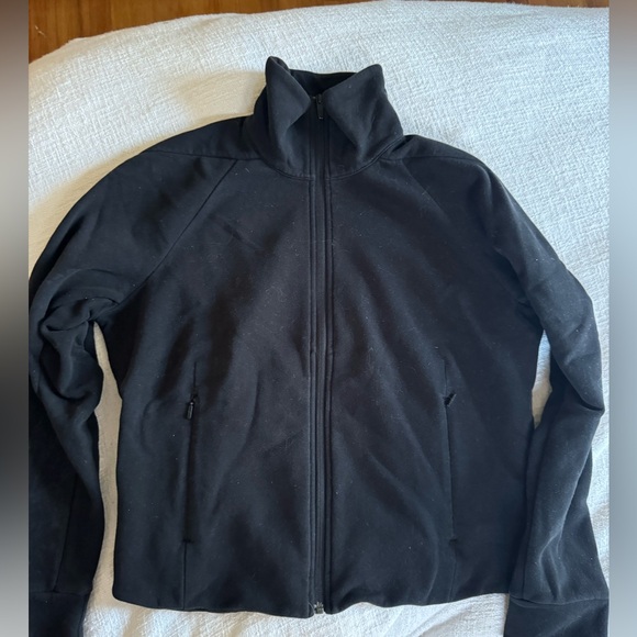 Lululemon Snuggle Up Jacket in black size 6 - Picture 3 of 6